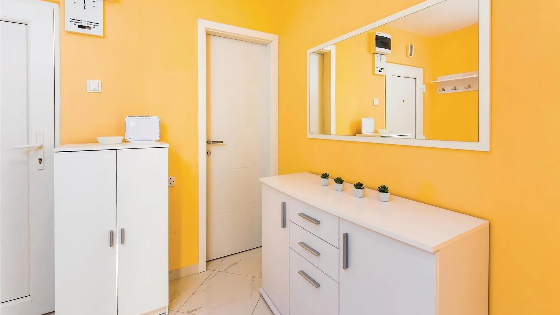 1 Bedroom Gorgeous Apartment In Opatija 0*,