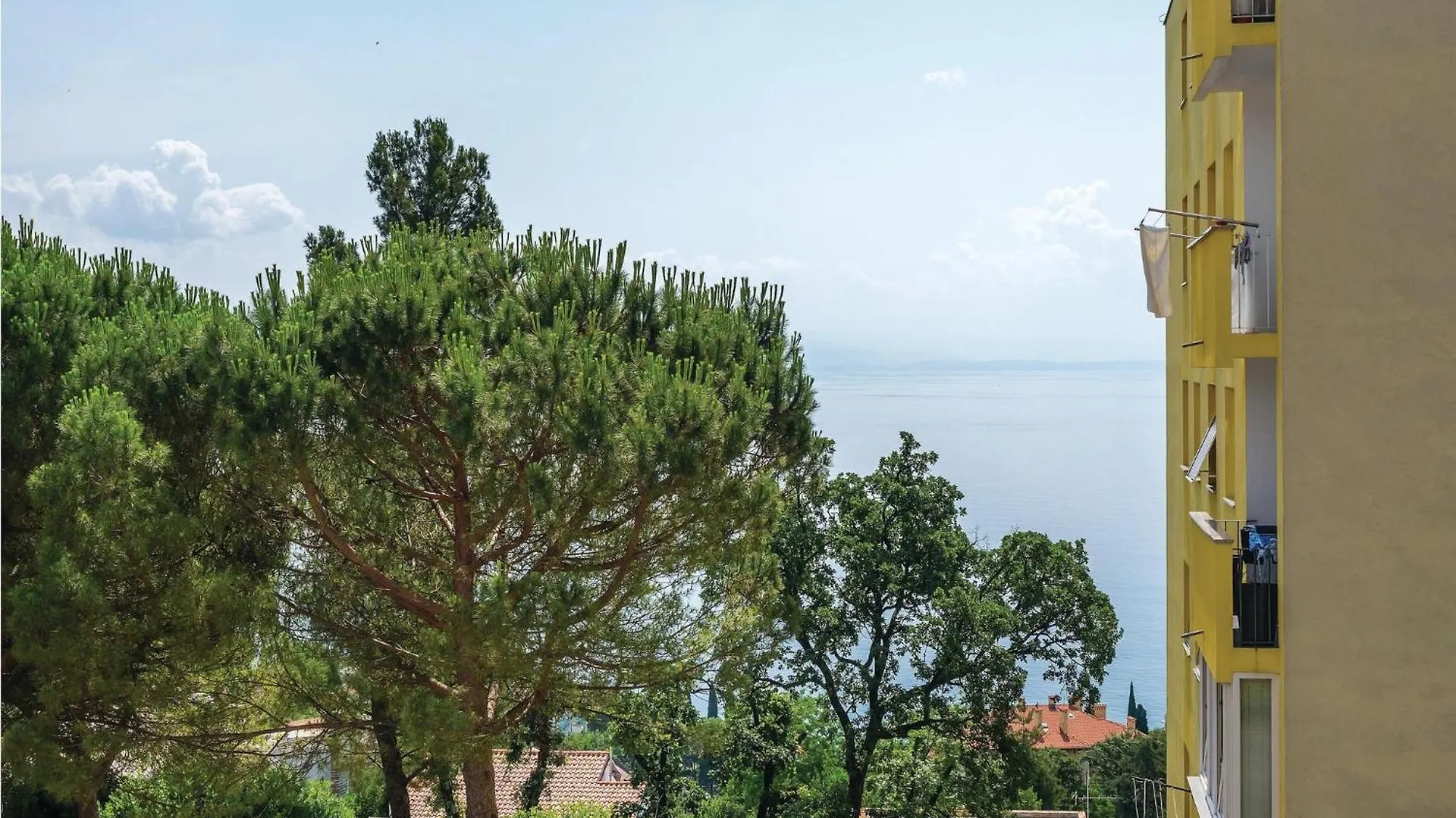 1 Bedroom Gorgeous Apartment In Opatija 0*,